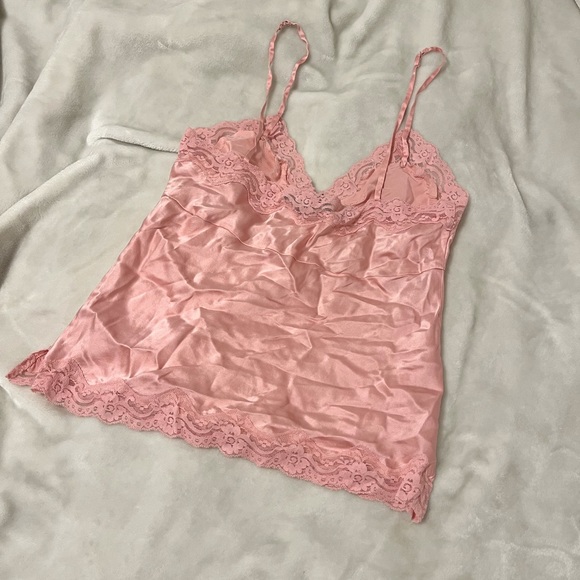 Arden B. pink 100% silk lace top. - Picture 2 of 7